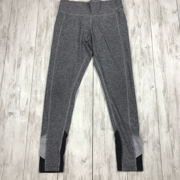 PINK Yoga Victoria’s Secret  Leggings - Picture 2 of 7